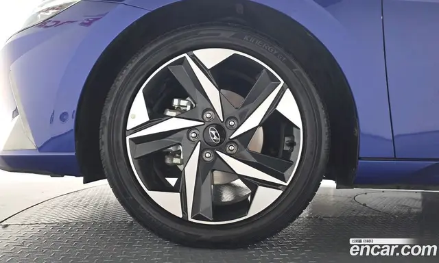 Hyundai Avante 2020 1.6 автомат (гидро), миниатюра 4