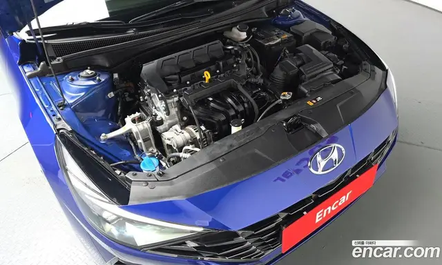 Hyundai Avante 2020 1.6 автомат (гидро), миниатюра 5