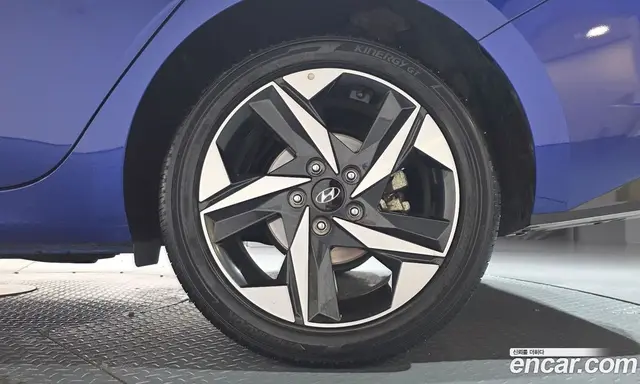 Hyundai Avante 2020 1.6 автомат (гидро), миниатюра 6