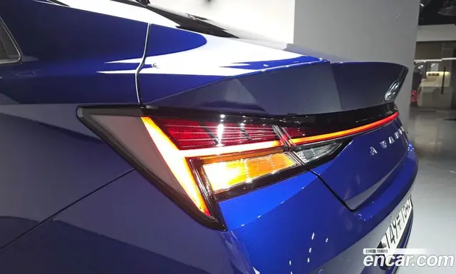 Hyundai Avante 2020 1.6 автомат (гидро), миниатюра 8