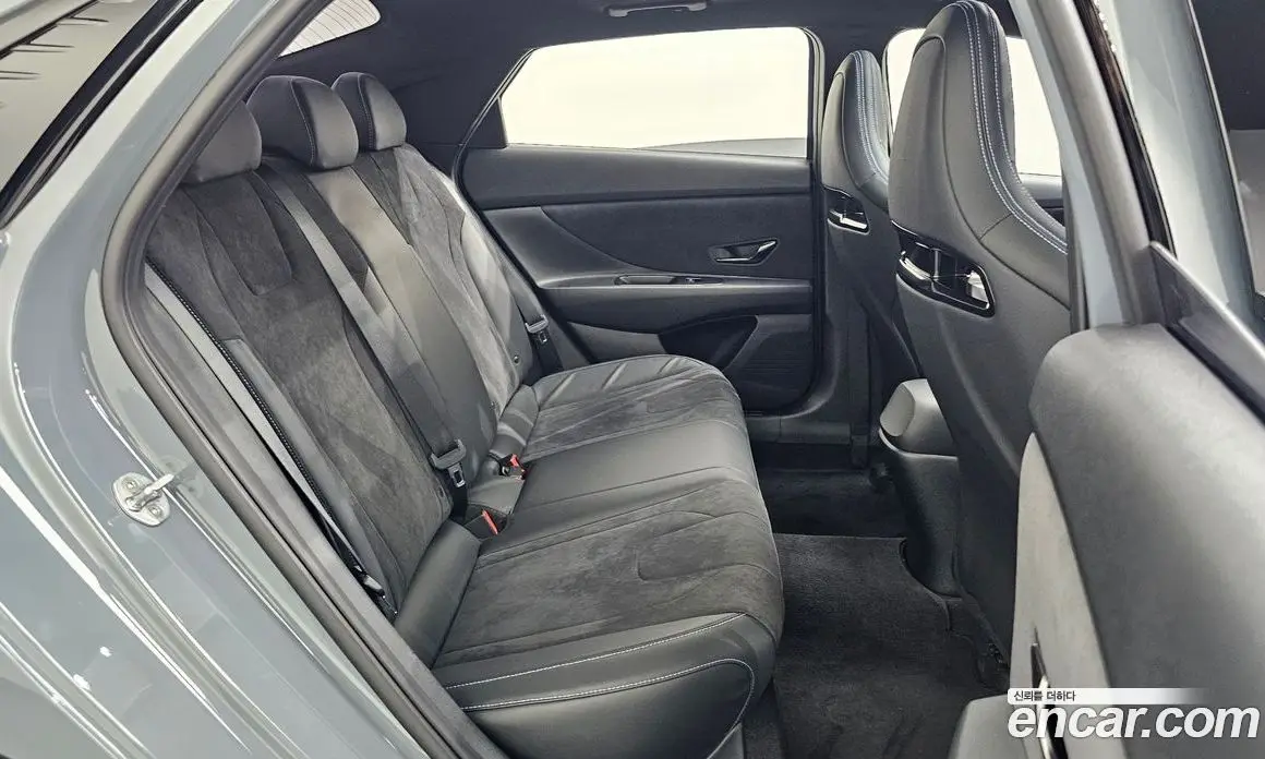 Hyundai Avante 2022 2.0 автомат (гидро), фото 17