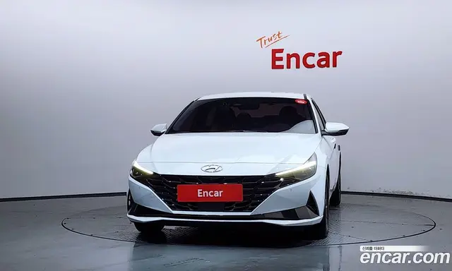 Hyundai Avante 2022 1.6 автомат (гидро), миниатюра 3