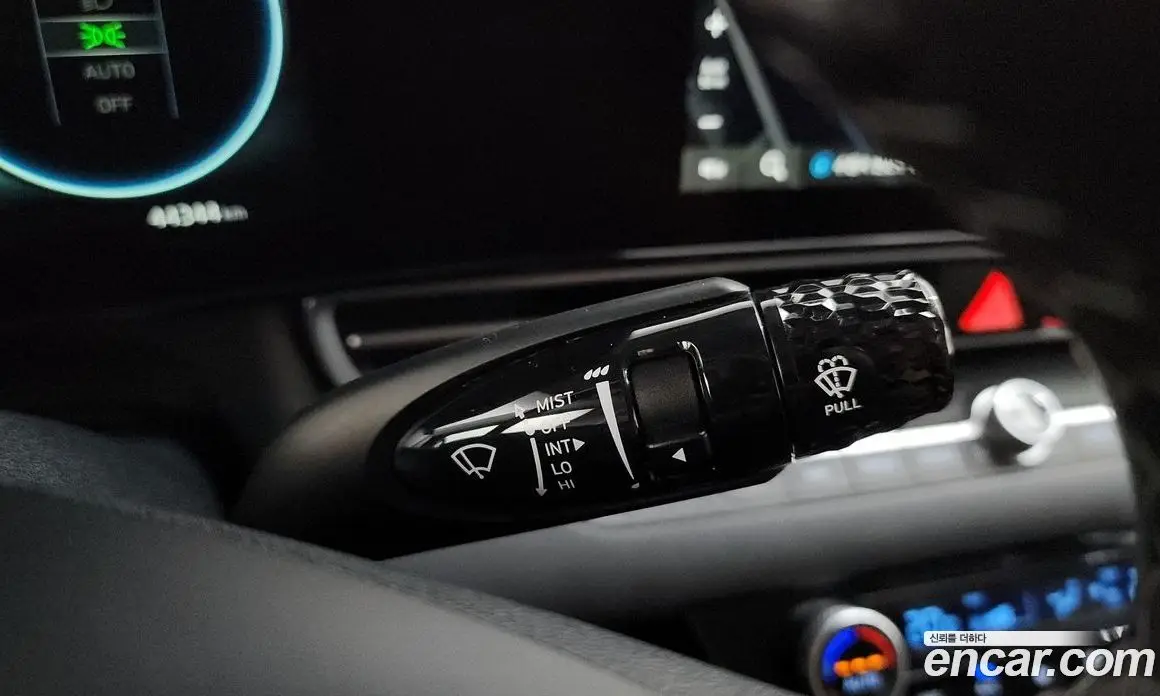 Hyundai Avante 2022 1.6 автомат (гидро), фото 27