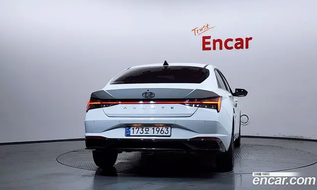 Hyundai Avante 2022 1.6 автомат (гидро), миниатюра 4