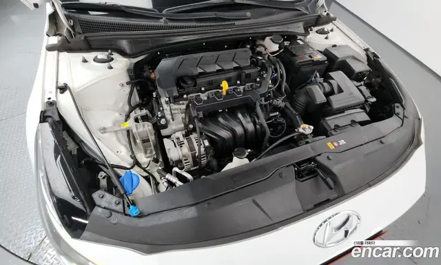 Hyundai Avante 2022 1.6 автомат (гидро), миниатюра 6