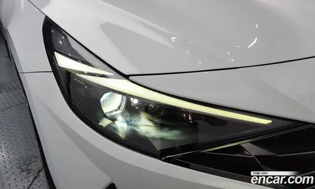 Hyundai Avante 2022 1.6 автомат (гидро), миниатюра 8