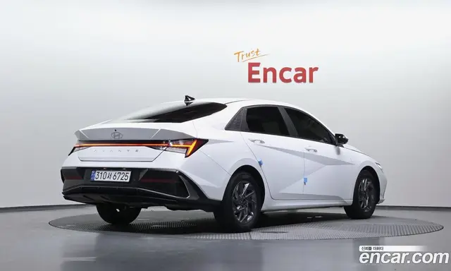 Hyundai Avante 2024 1.6 автомат (гидро), миниатюра 2