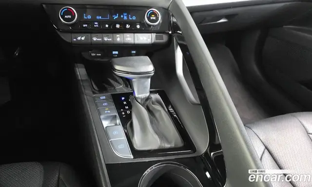 Hyundai Avante 2024 1.6 автомат (гидро), миниатюра 12