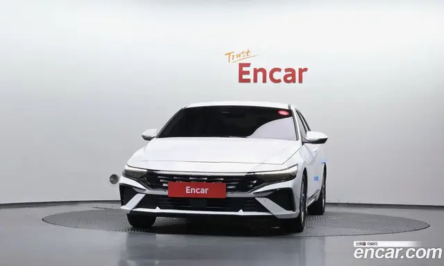 Hyundai Avante 2024 1.6 автомат (гидро), миниатюра 3