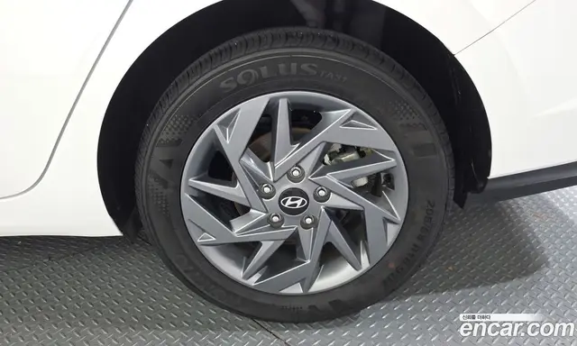 Hyundai Avante 2024 1.6 автомат (гидро), миниатюра 7