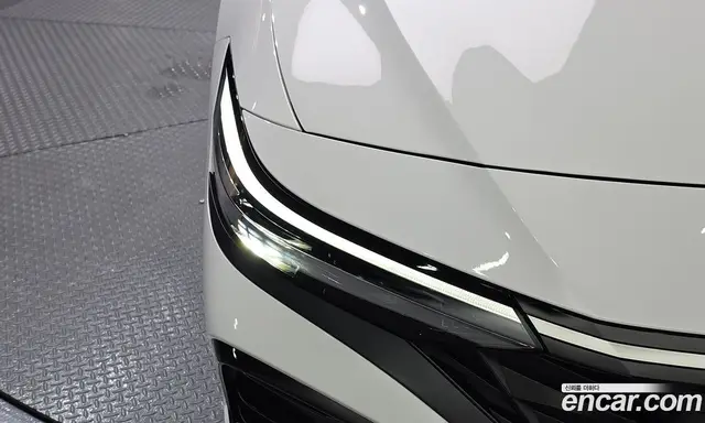Hyundai Avante 2024 1.6 автомат (гидро), миниатюра 8