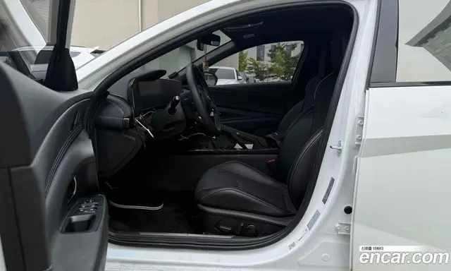Hyundai Avante 2025 2.0 механика, миниатюра 11