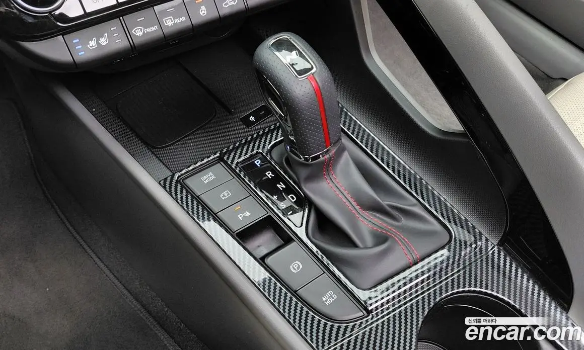 Hyundai Avante 2025 1.6 автомат (гидро), фото 12