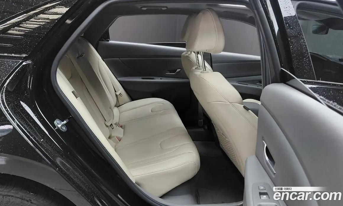 Hyundai Avante 2025 1.6 автомат (гидро), фото 17