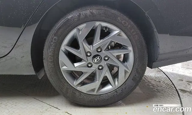 Hyundai Avante 2025 1.6 автомат (гидро), миниатюра 7