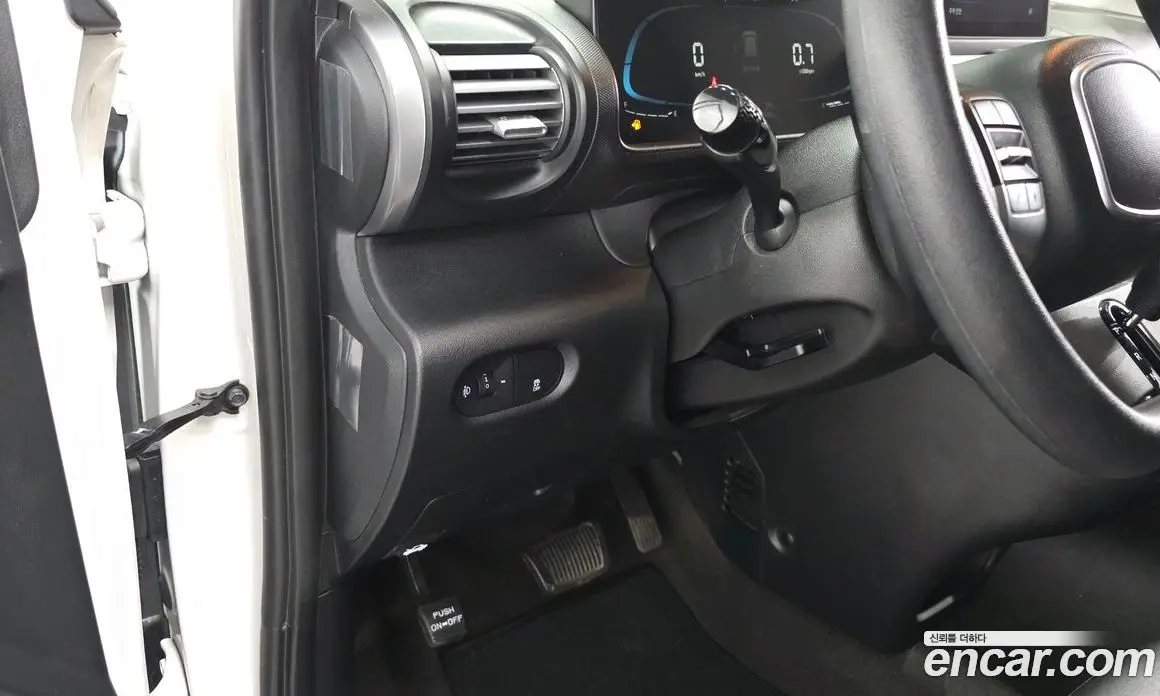 Hyundai Casper 2022 1.0 автомат (гидро), фото 19