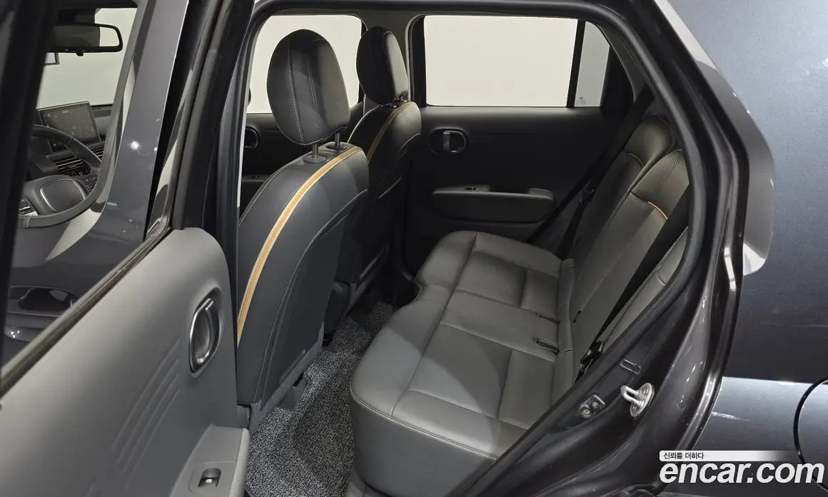 Hyundai Casper 2023 1.0 автомат (гидро), фото 12