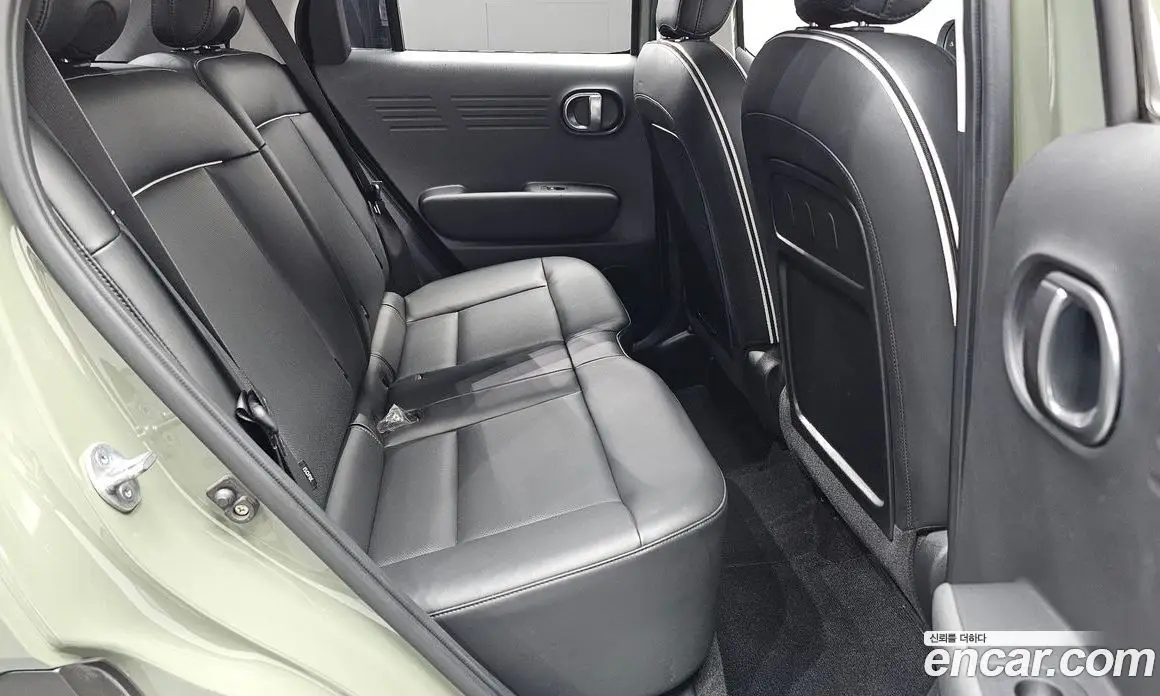 Hyundai Casper 2023 1.0 автомат (гидро), фото 16