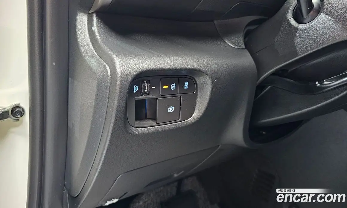 Hyundai Casper 2024 0.2 автомат (гидро), фото 15
