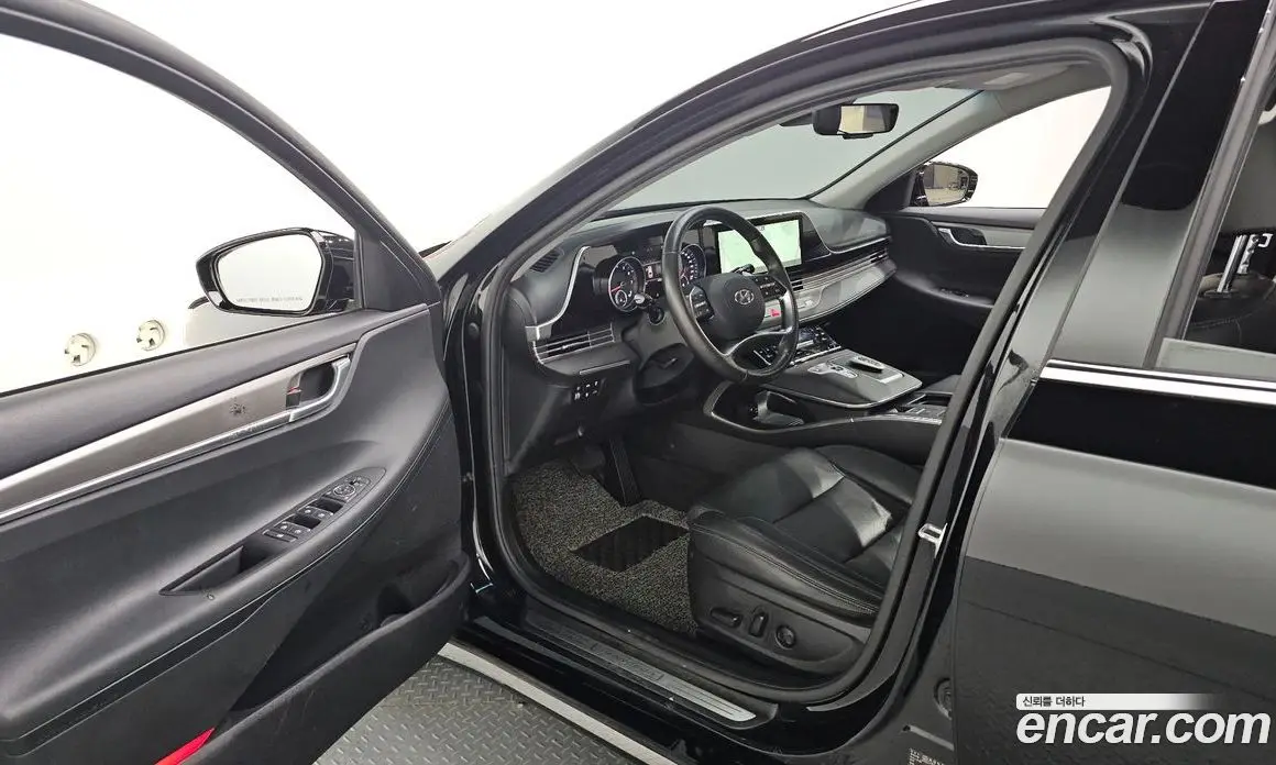 Hyundai Grandeur 2022 3.0 автомат (гидро), фото 13