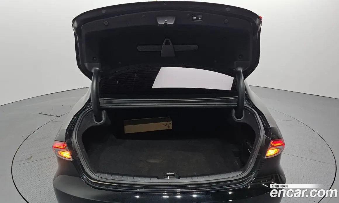 Hyundai Grandeur 2022 3.0 автомат (гидро), фото 26