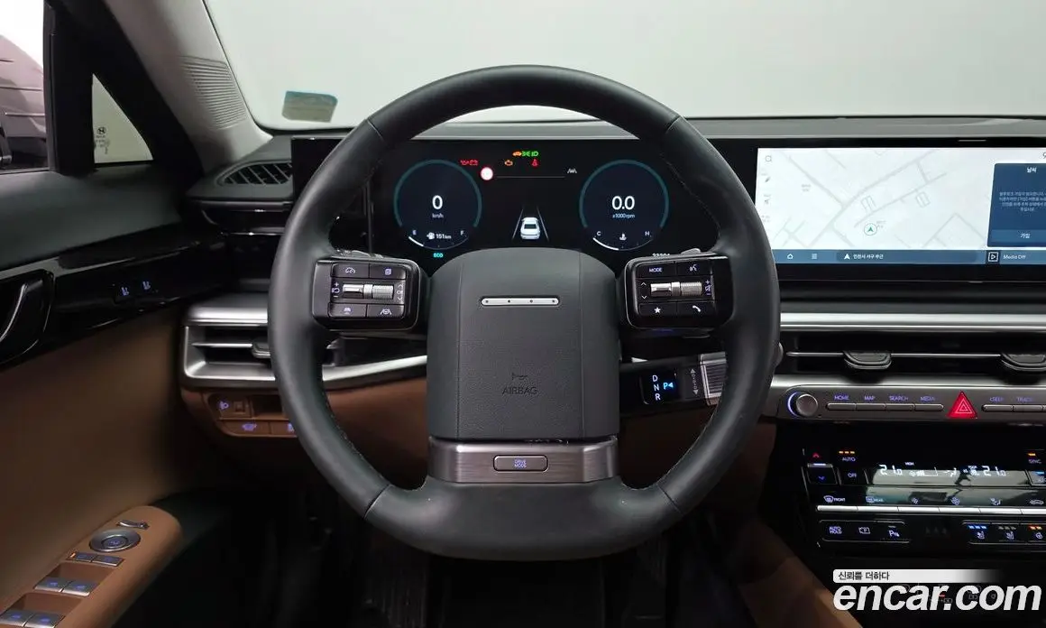 Hyundai Grandeur 2023 2.5 автомат (гидро), фото 13