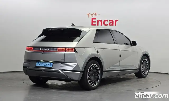 Hyundai Ioniq 5 2024 0.1 автомат (гидро), миниатюра 2