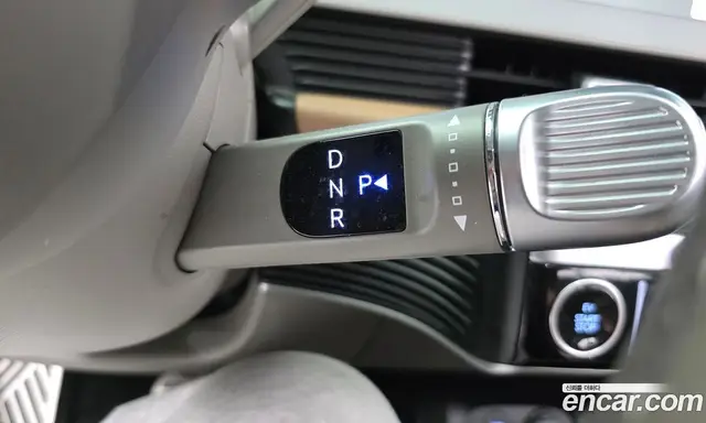Hyundai Ioniq 5 2024 0.1 автомат (гидро), миниатюра 9