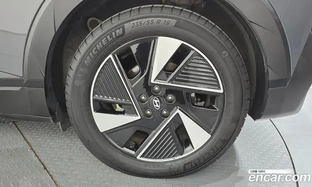Hyundai Ioniq 5 2024 0.1 автомат (гидро), миниатюра 7