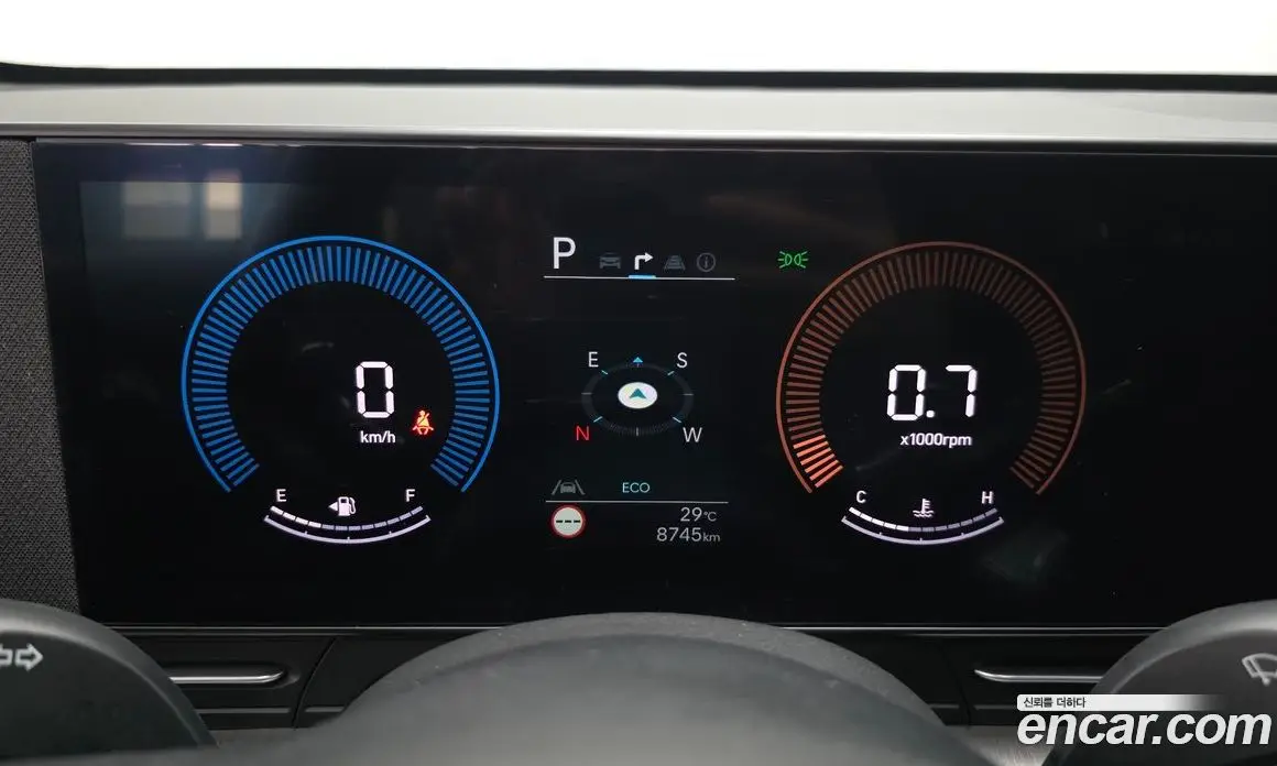 Hyundai Kona 2025 1.6 автомат (гидро), фото 11