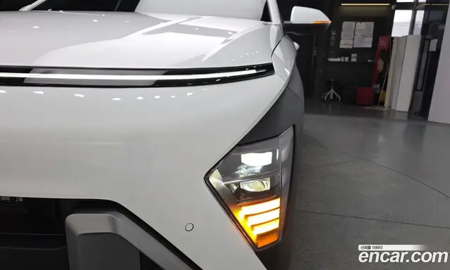 Hyundai Kona 2025 1.6 автомат (гидро), миниатюра 8