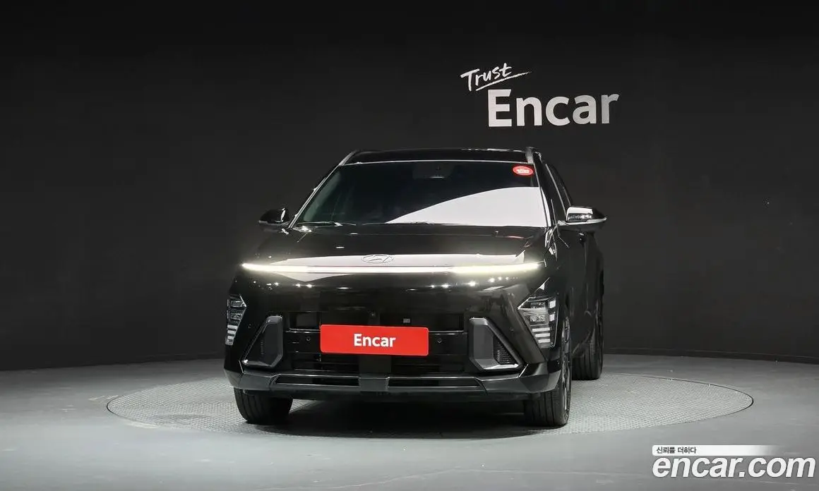 Hyundai Kona 2025 1.6 автомат (гидро), фото 3