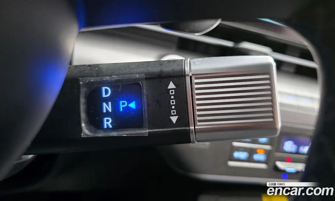 Hyundai Kona 2025 1.6 автомат (гидро), фото 9
