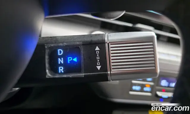Hyundai Kona 2025 1.6 автомат (гидро), миниатюра 9