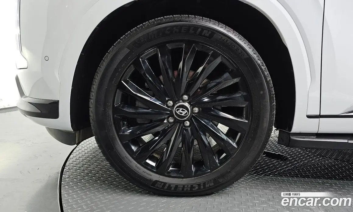 Hyundai Palisade 2024 3.8 автомат (гидро), фото 4