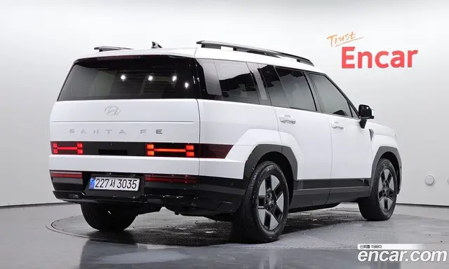 Hyundai Santa Fe 2023 1.6 автомат (гидро), миниатюра 2
