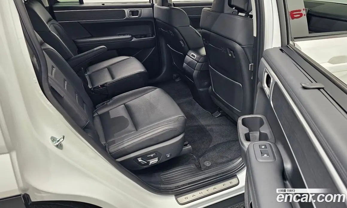 Hyundai Santa Fe 2023 1.6 автомат (гидро), фото 18