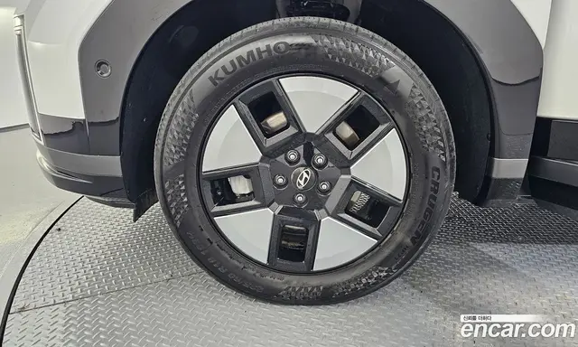 Hyundai Santa Fe 2023 1.6 автомат (гидро), миниатюра 5