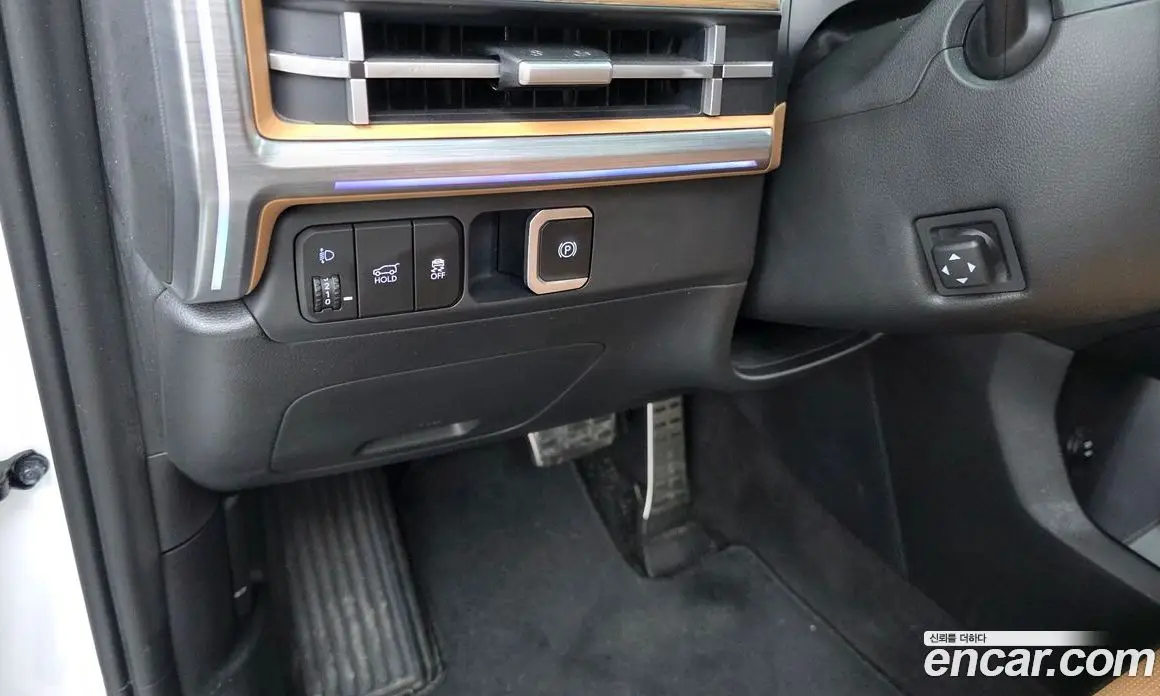 Hyundai Santa Fe 2024 1.6 автомат (гидро), фото 33