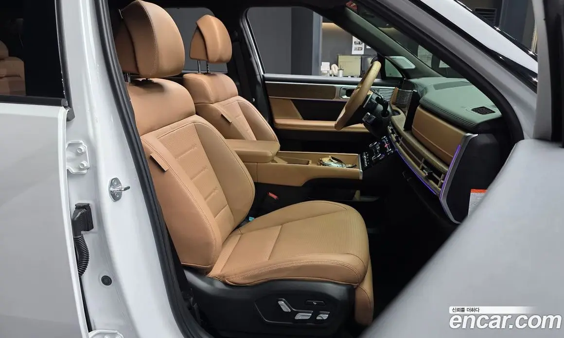 Hyundai Santa Fe 2024 1.6 автомат (гидро), фото 17