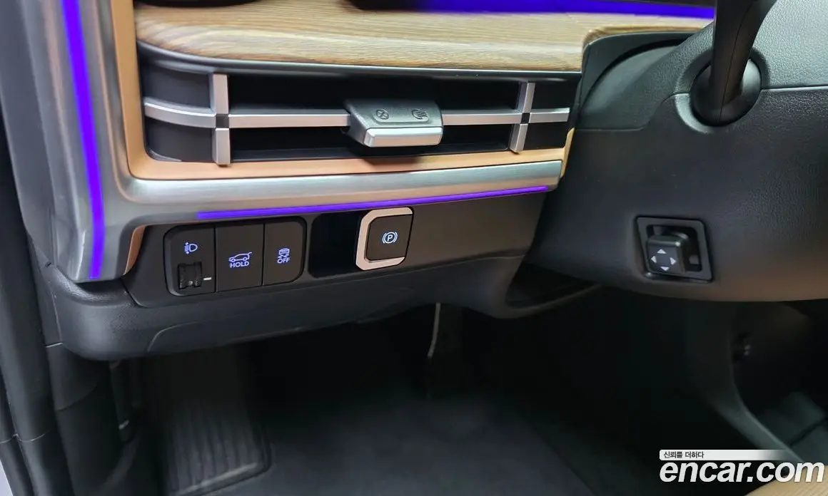 Hyundai Santa Fe 2024 1.6 автомат (гидро), фото 35