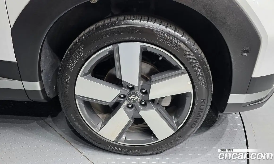 Hyundai Santa Fe 2024 1.6 автомат (гидро), фото 7