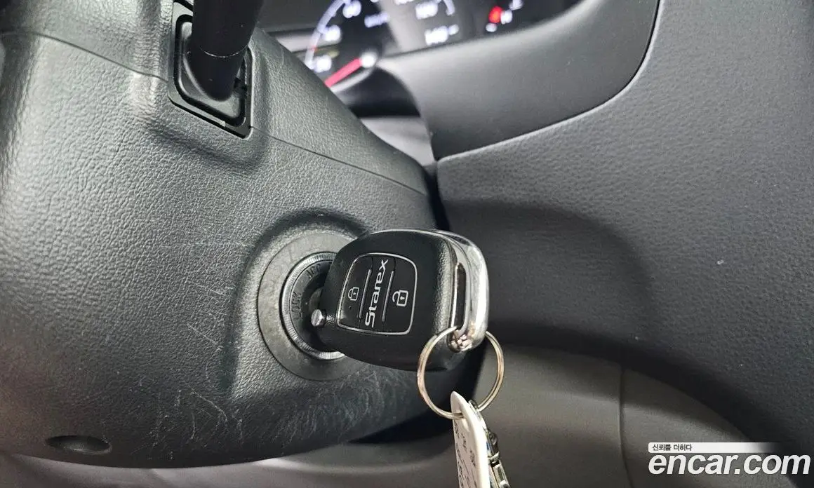 Hyundai Starex 2018 2.4 автомат (гидро), фото 17