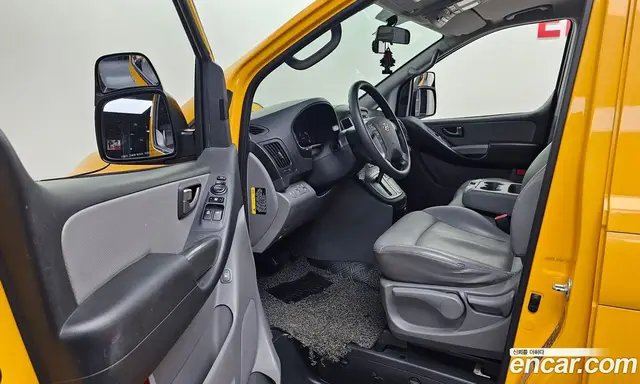 Hyundai Starex 2018 2.4 автомат (гидро), миниатюра 10