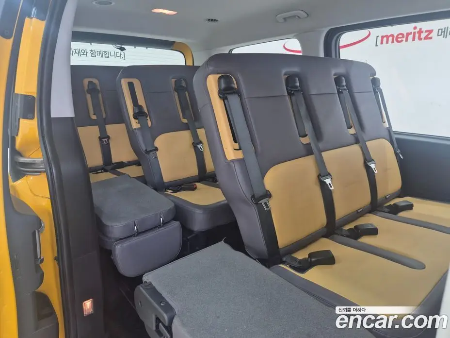 Hyundai Staria 2022 3.5 автомат (гидро), фото 13