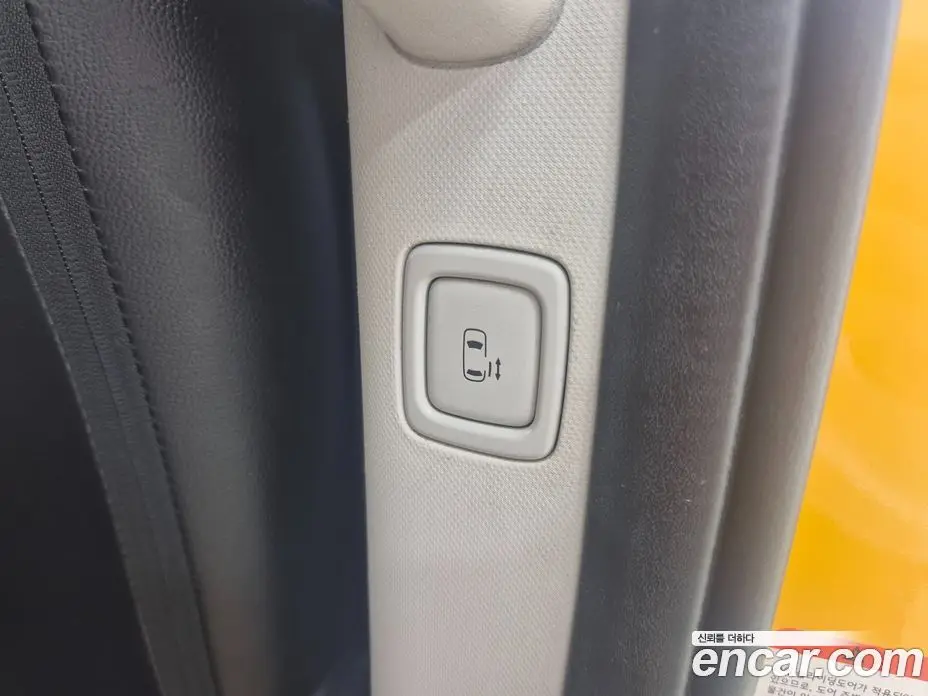Hyundai Staria 2022 3.5 автомат (гидро), фото 10