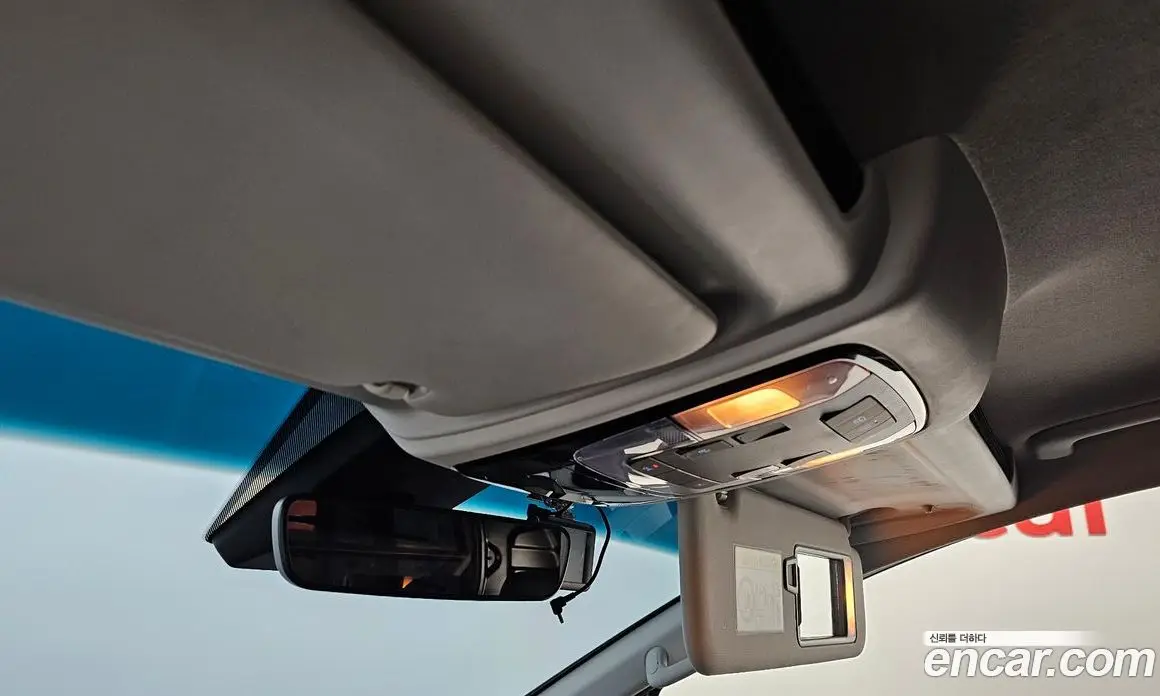 Hyundai Staria 2023 3.5 автомат (гидро), фото 18
