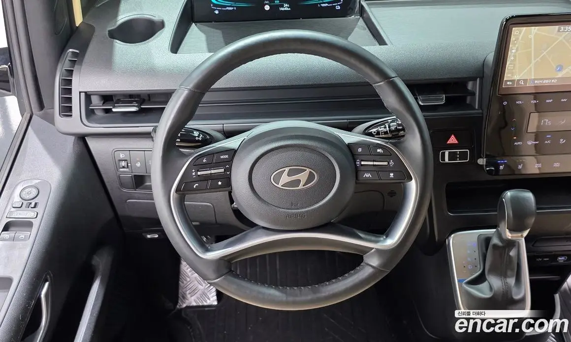 Hyundai Staria 2024 1.6 автомат (гидро), фото 18