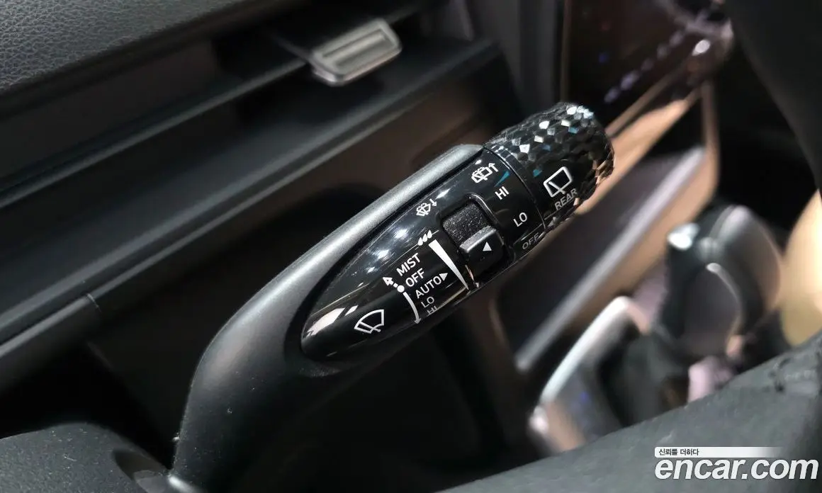 Hyundai Staria 2024 1.6 автомат (гидро), фото 27