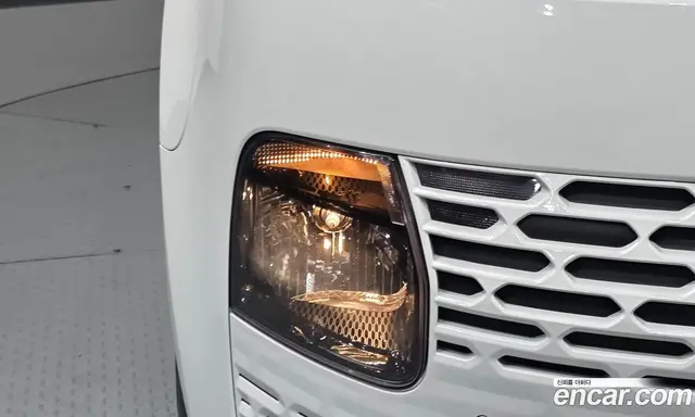 Hyundai Staria 2024 1.6 автомат (гидро), миниатюра 7